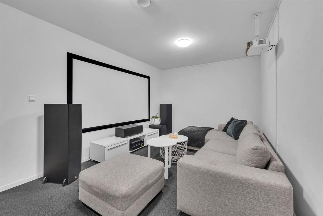 Kais Sauna, Jacuzzi, Cinema And Balcony House! Central Location Tromsø Zewnętrze zdjęcie