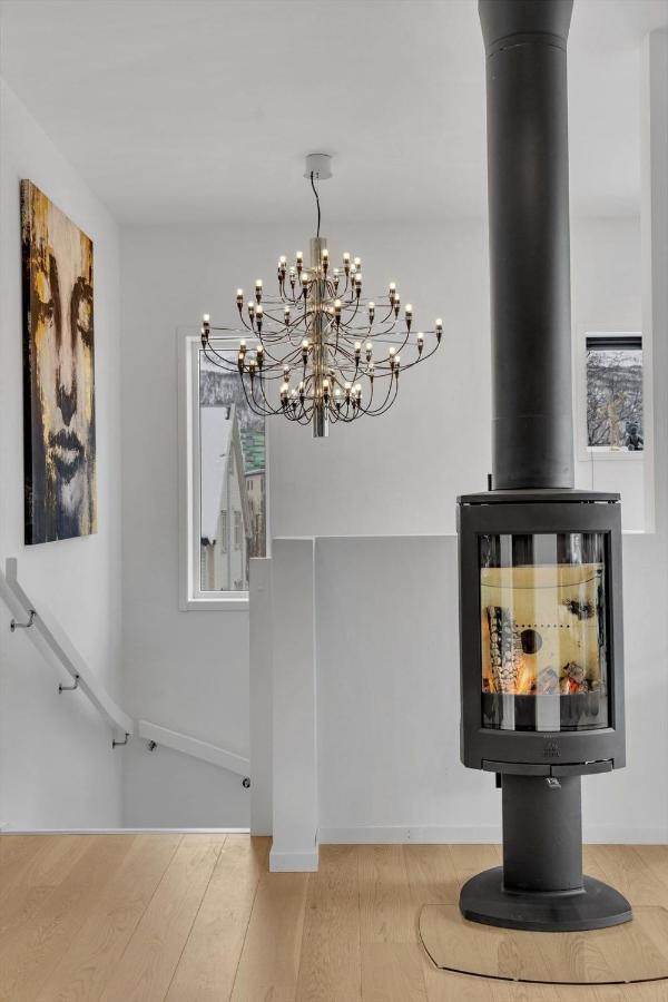 Kais Sauna, Jacuzzi, Cinema And Balcony House! Central Location Tromsø Zewnętrze zdjęcie