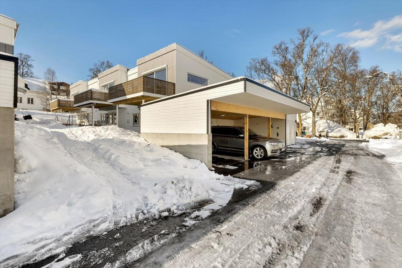 Kais Sauna, Jacuzzi, Cinema And Balcony House! Central Location Tromsø Zewnętrze zdjęcie